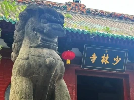 释永信事件背后：宗教、财富与信仰究竟有着怎样的纠葛？