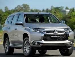 经典硬派三菱越野，国外换代，二代超选四驱，进口报价约28万