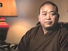 全媒头条！金丝袈裟与铁镣铐，释永信双面人生崩塌时刻？