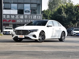 奔驰E300L哪个颜色最好看？红色好看吗？你怎么看？