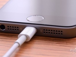 初次为手机充电时，这些注意事项你可得了解清楚