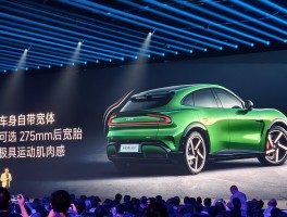 车友群挤爆？小米YU7对标Model Y，雷军称不会只卖19.9万