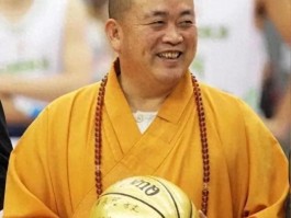 释永信：遭众多人骂 却烧旺了少林寺的香火？