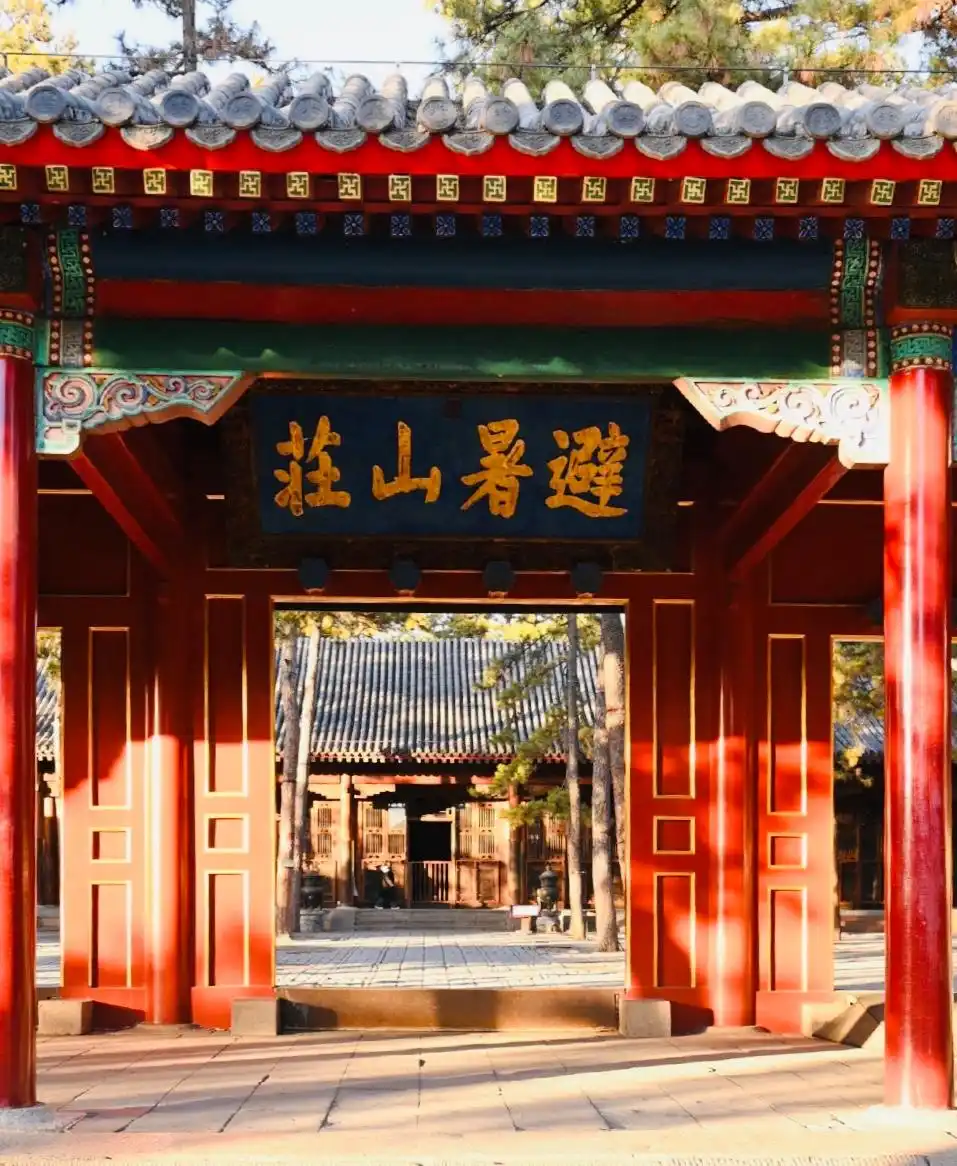 7-8月份避暑最佳地方_承德避暑山庄旅游攻略_七八月避暑胜地推荐