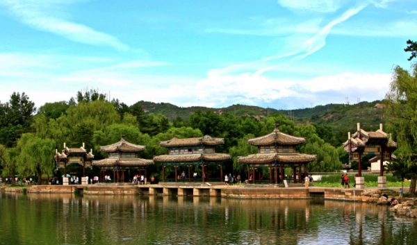 七八月份旅游最佳地点_7-8月份避暑最佳地方_拉萨旅游最佳时间
