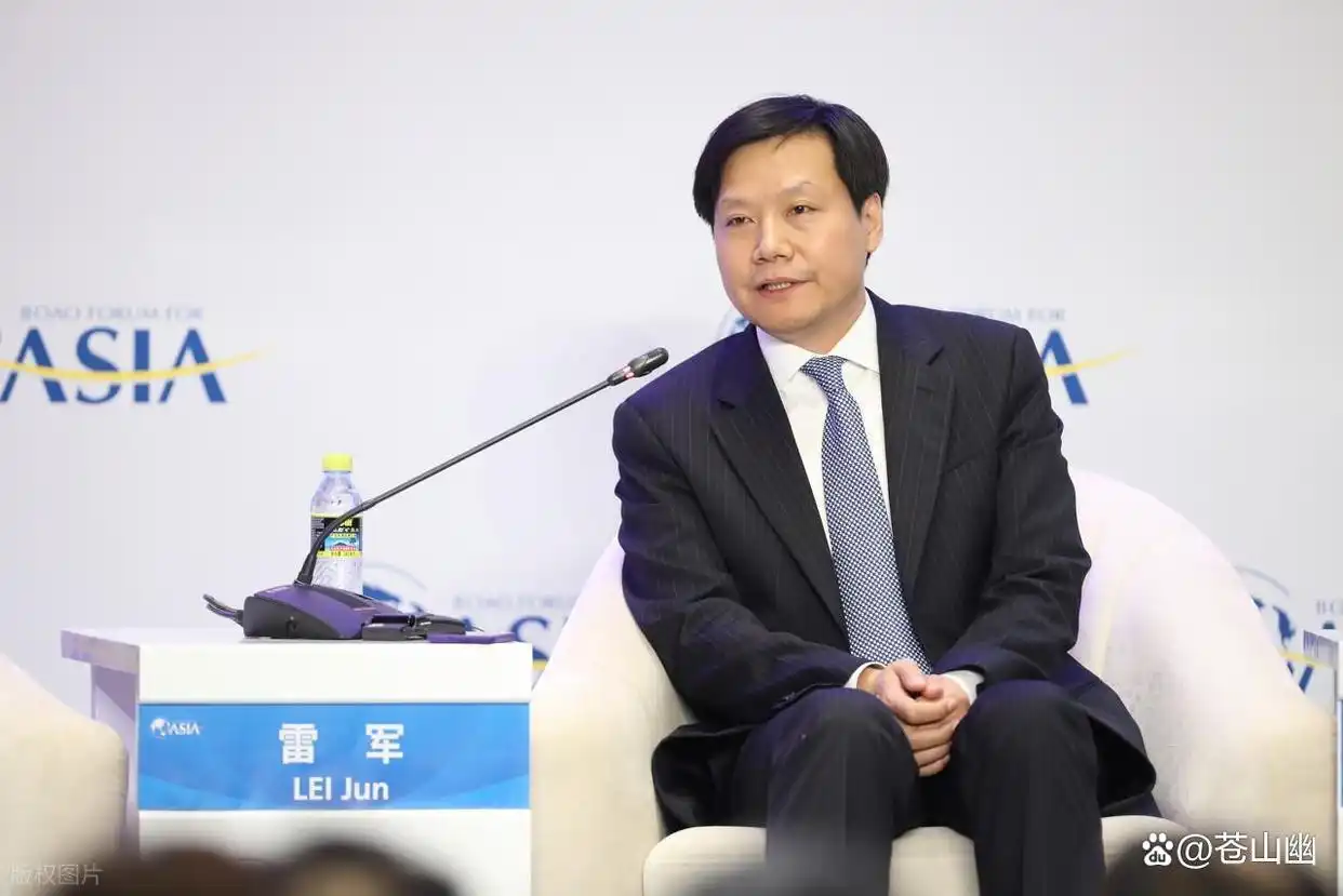 小米YU7爆单原因分析_小米YU7爆单背后_小米YU7与传统车企对比