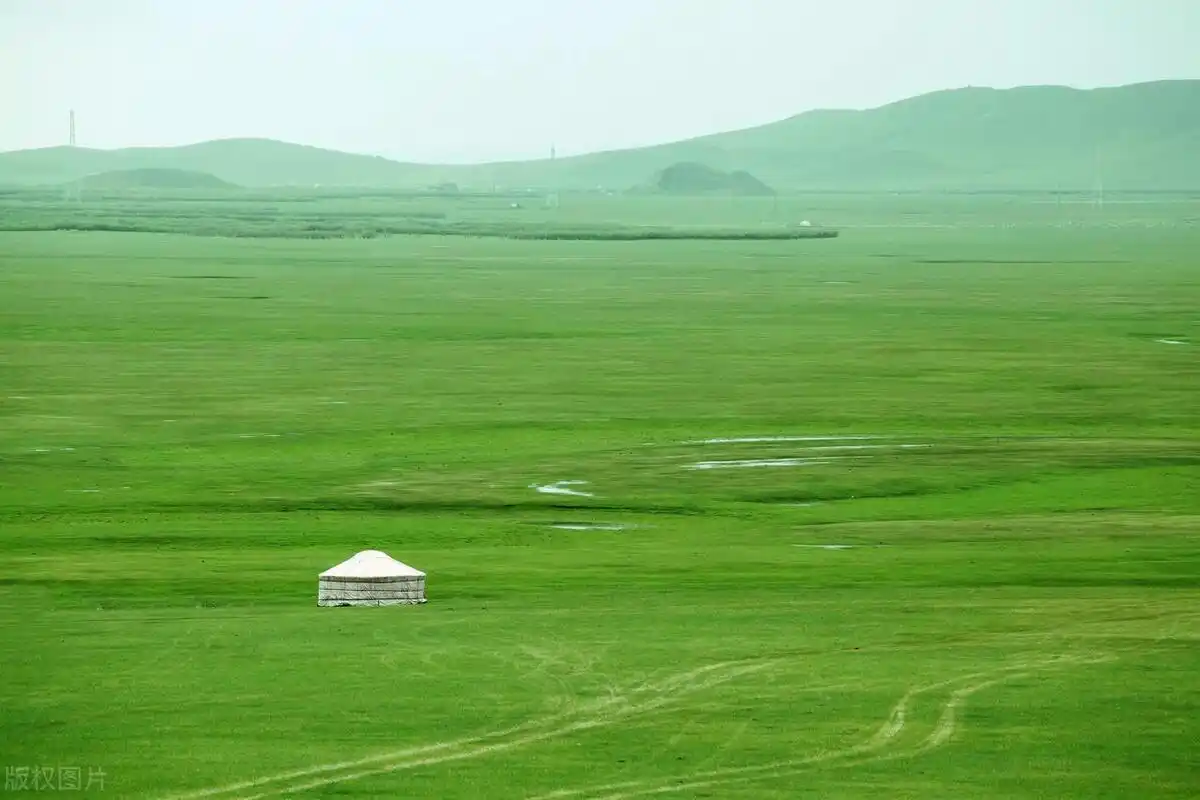 云南普者黑夏季旅游_夏天穷游必去10个地方_夏日旅行目的地