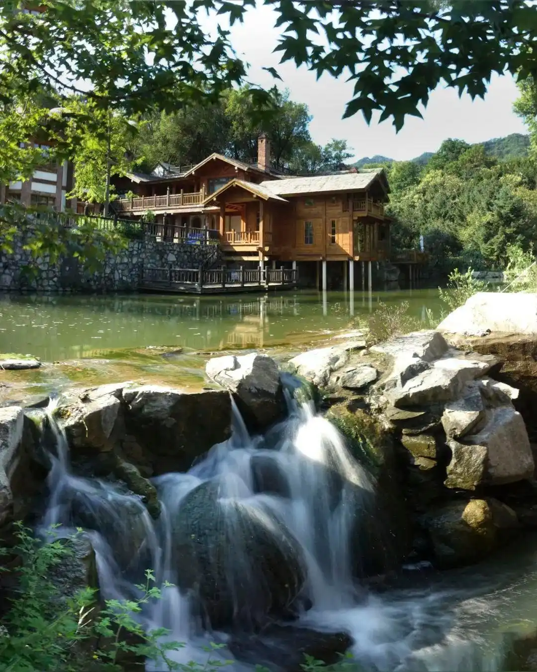 济南暑期亲子游打卡地_暑假适合带孩子旅游的地方_济南夏季旅游目的地