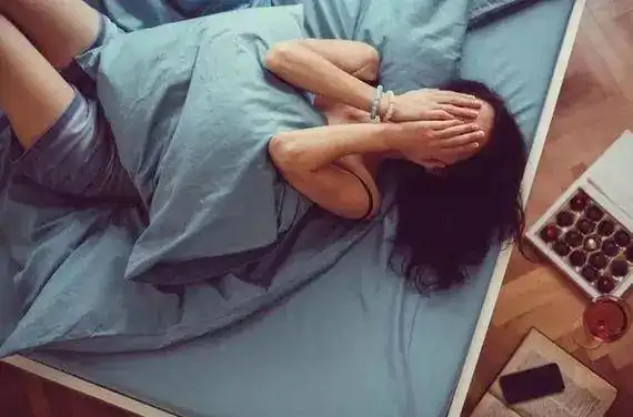 躺平与奋斗精神_躺平_年轻人躺平现象