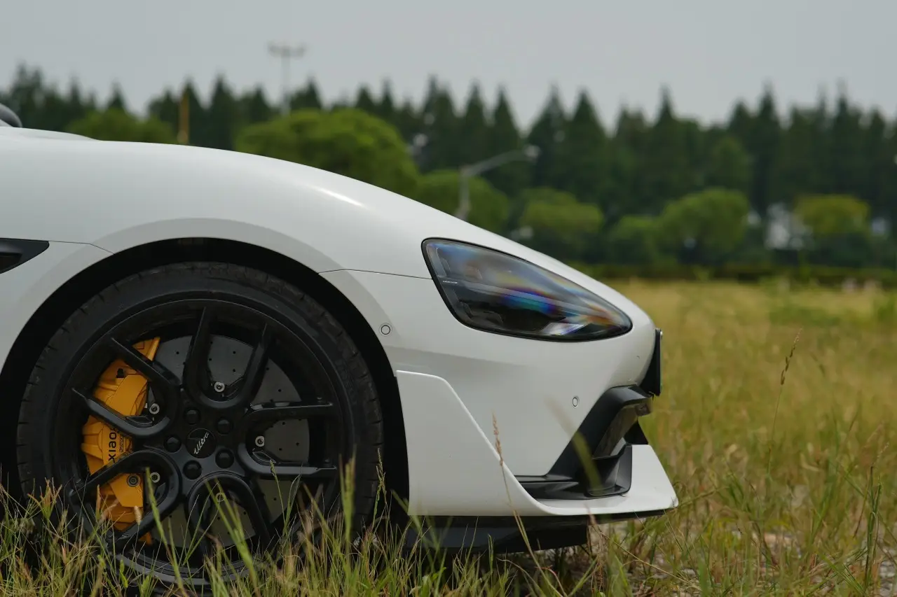 小米su7_小米SU7 Ultra 雷军 纽北圈速保时捷Taycan Turbo GT极致性价比