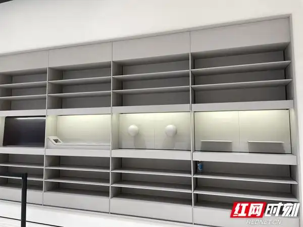 小米su7_小米汽车SU7价格预测_小米SU7长沙首展